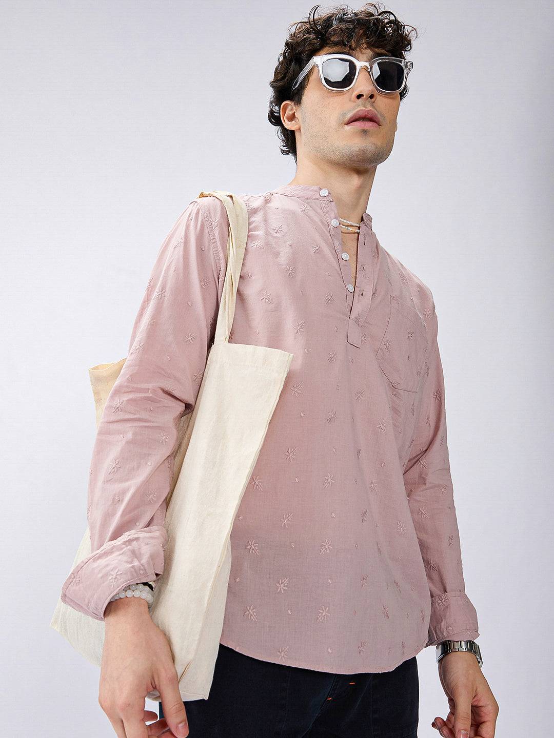 Minimalist Crayola Peach Floral Embroidered Kurta Buy only at ₹759