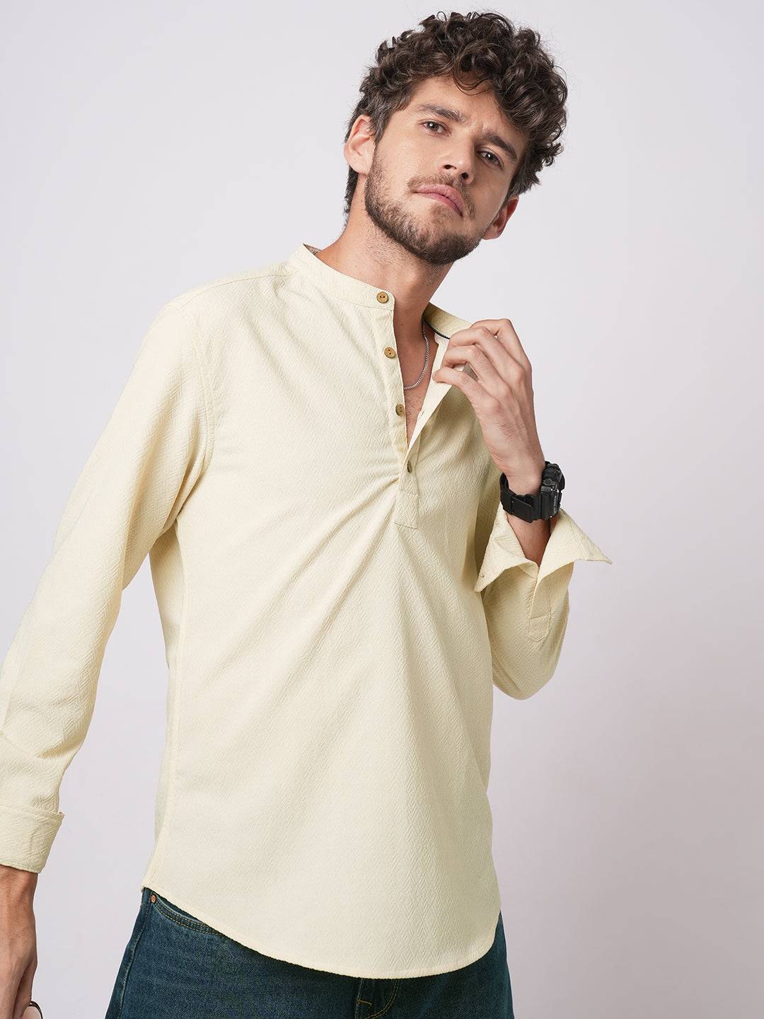 Cream Velisca Textured Kurta Buy only at ₹699