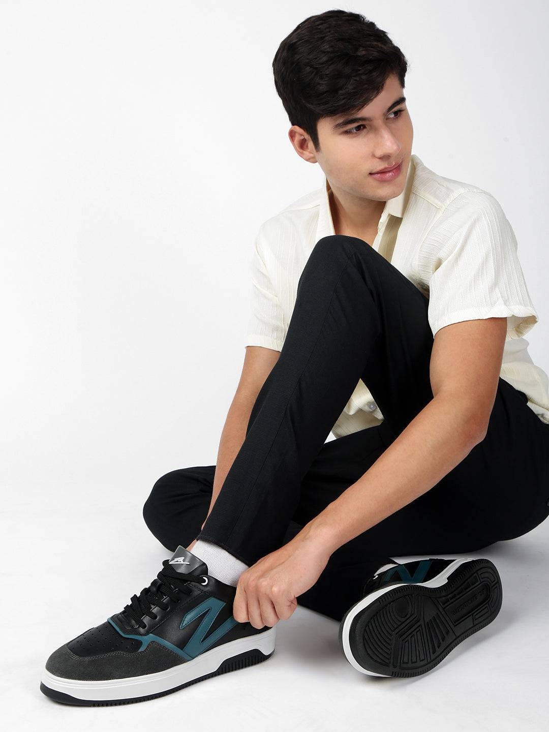 NOVA - Premium Leather Low-Top Sneakers