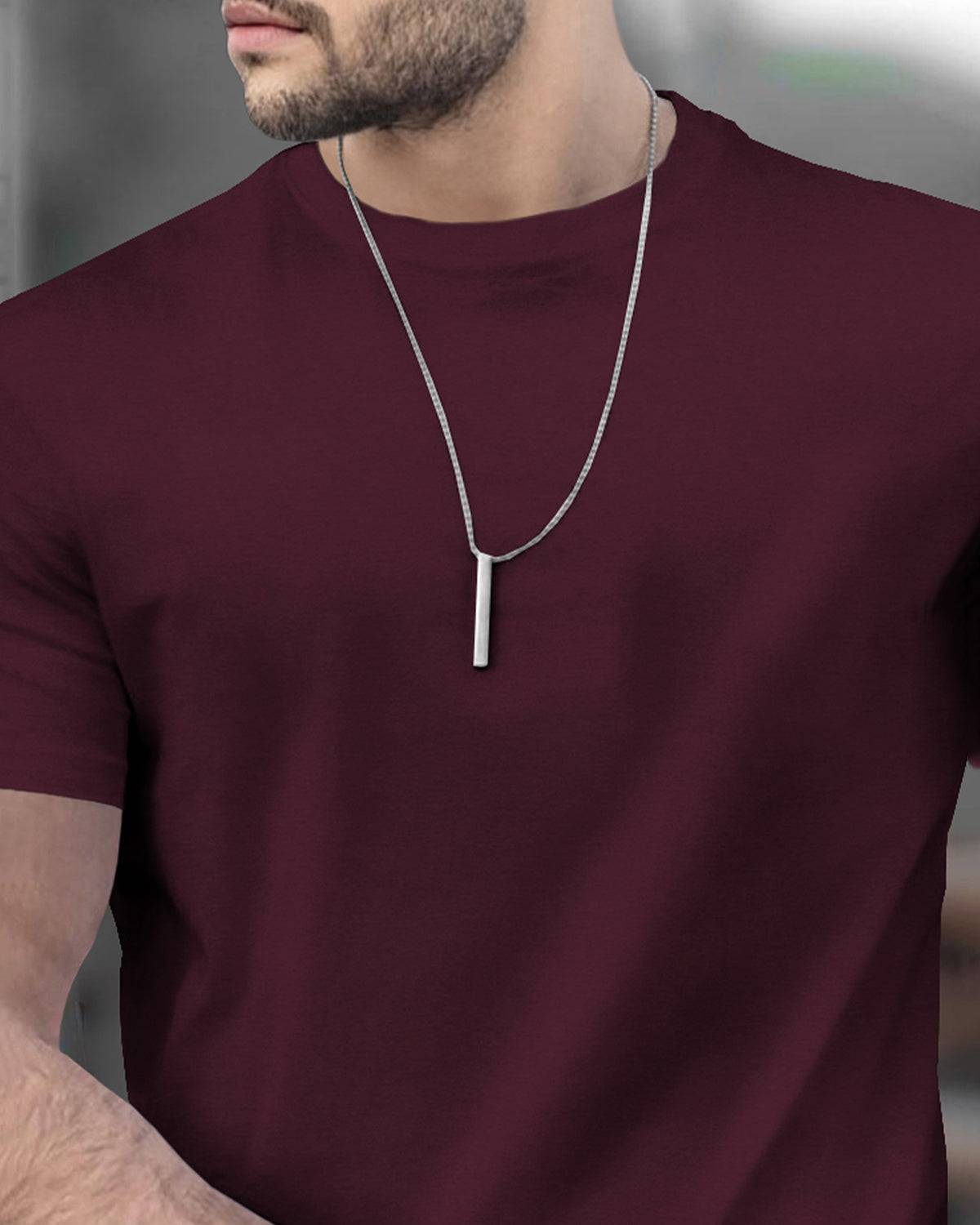 (Pack Of 1) Men Half Sleeve Round Neck Plain Maroon T-shirt