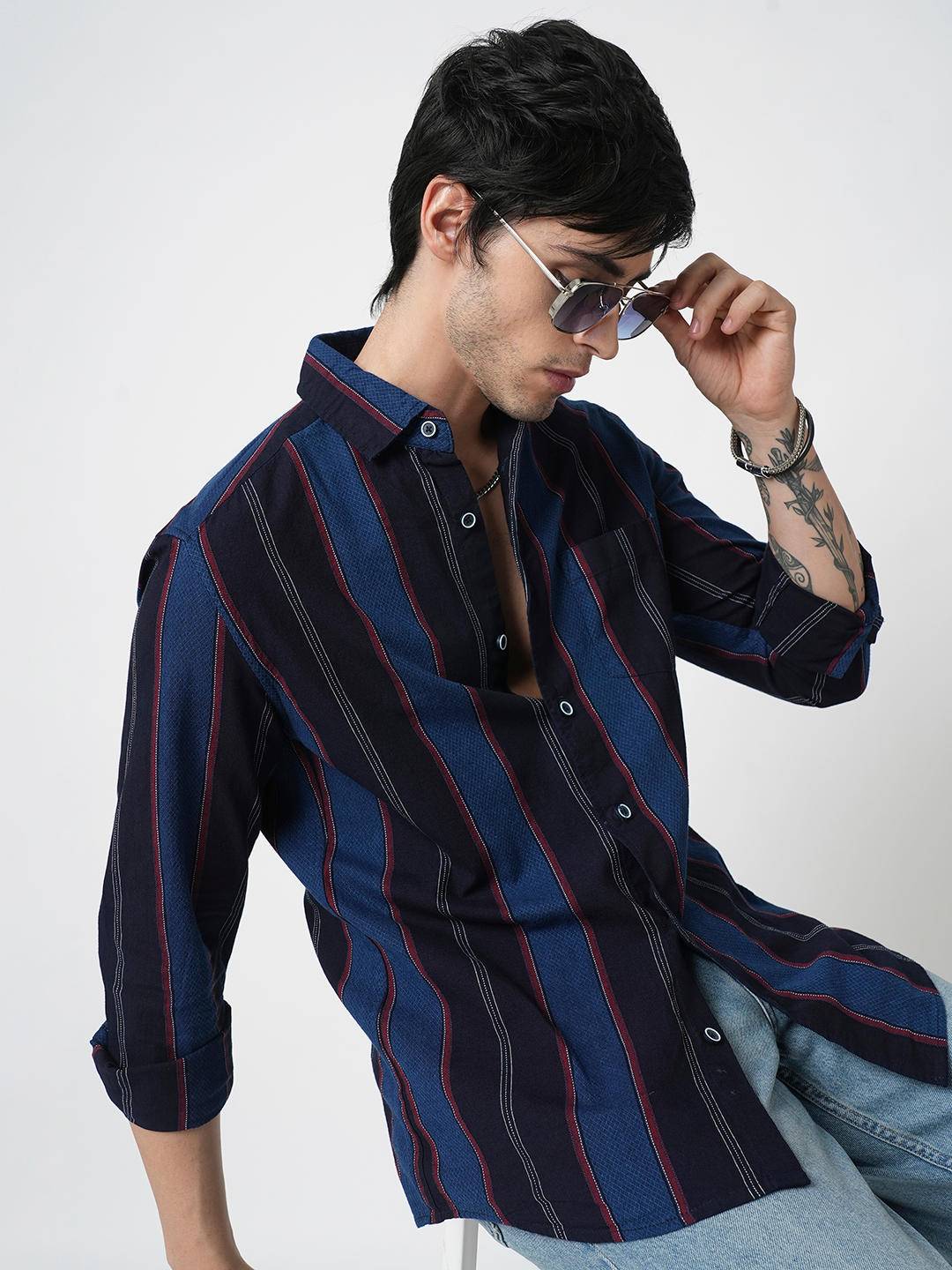 Ingenious Navy Streaky Striped Dobby Shirt Buy only at ₹759