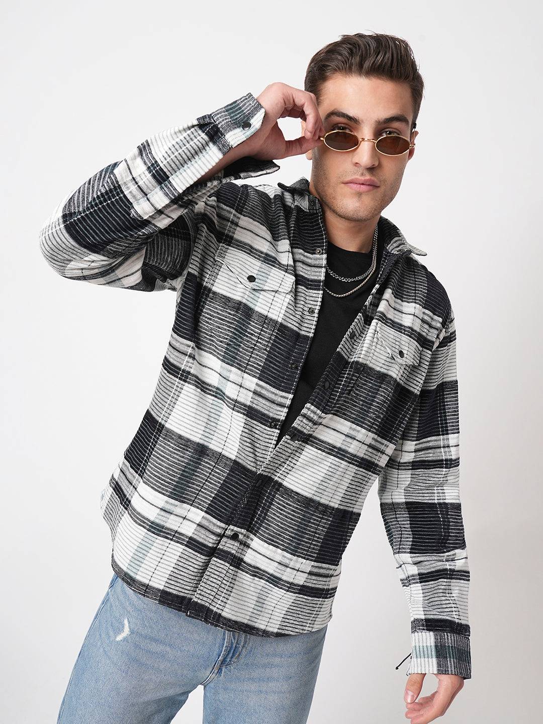 Black & Green Checkered Double Flap Pocket Textured Overshirt Buy only at ₹899