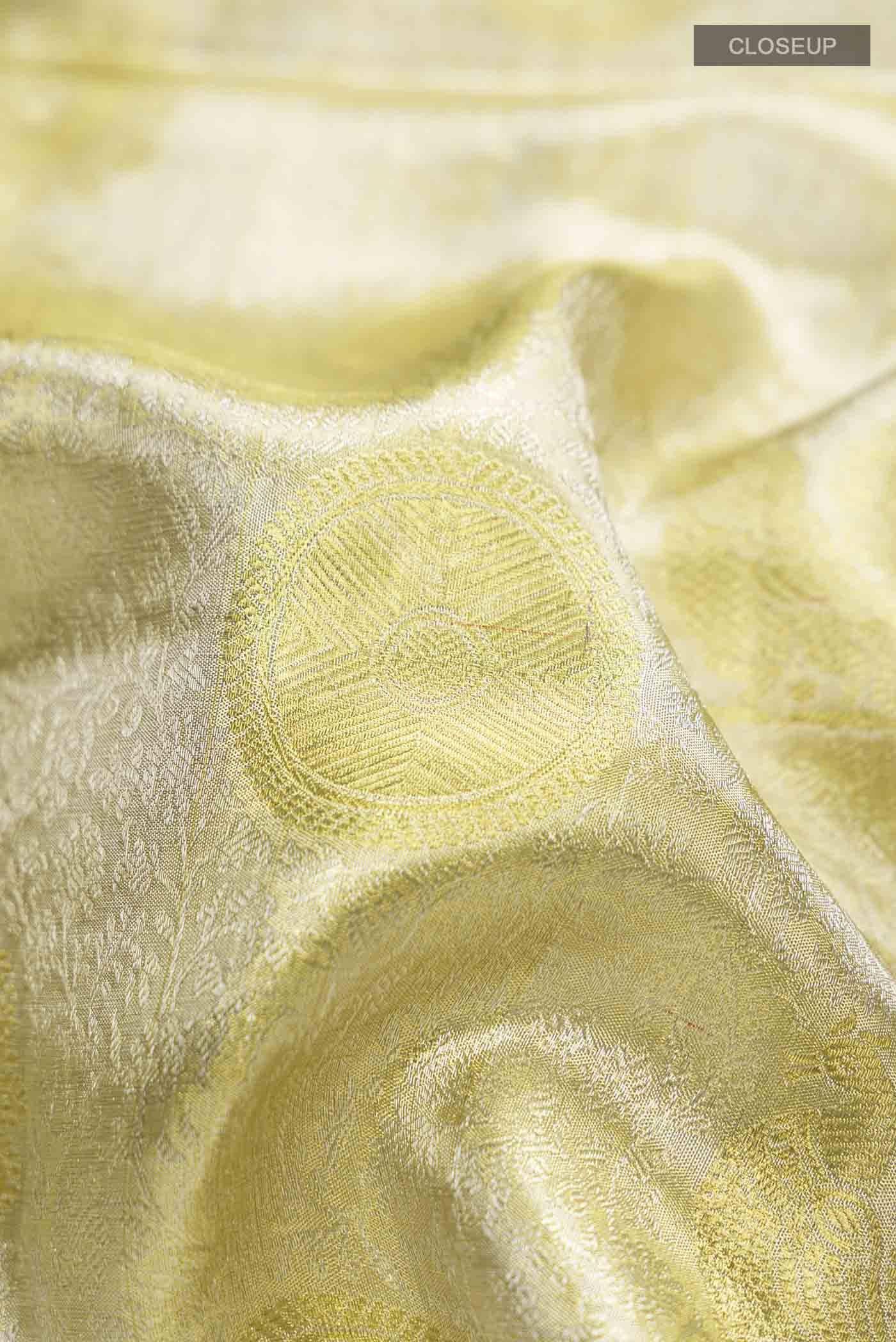 Gold Kanchipuram Tissue Silk Saree Buy at ₹58905