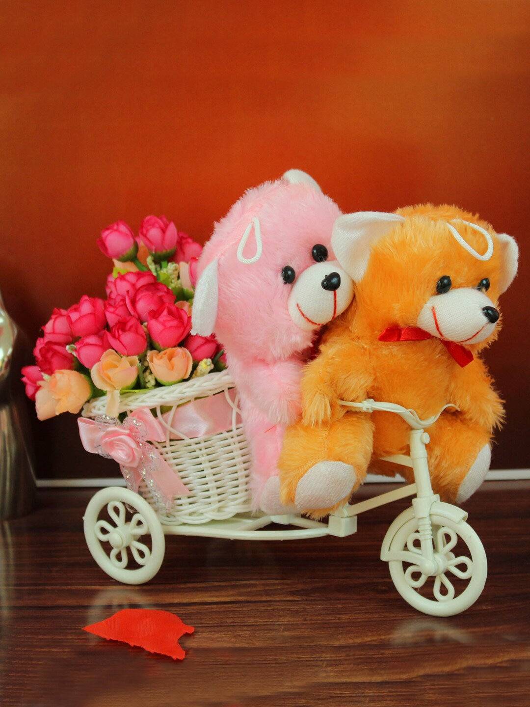 Off White and Pink Set of 3 Valentine's Day Special