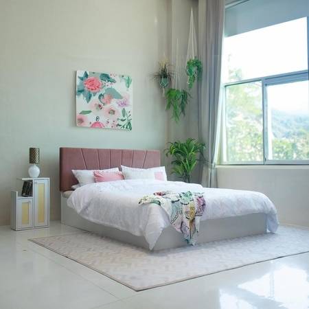 Viveka Engineered Wood Queen Size Bed In White Finish