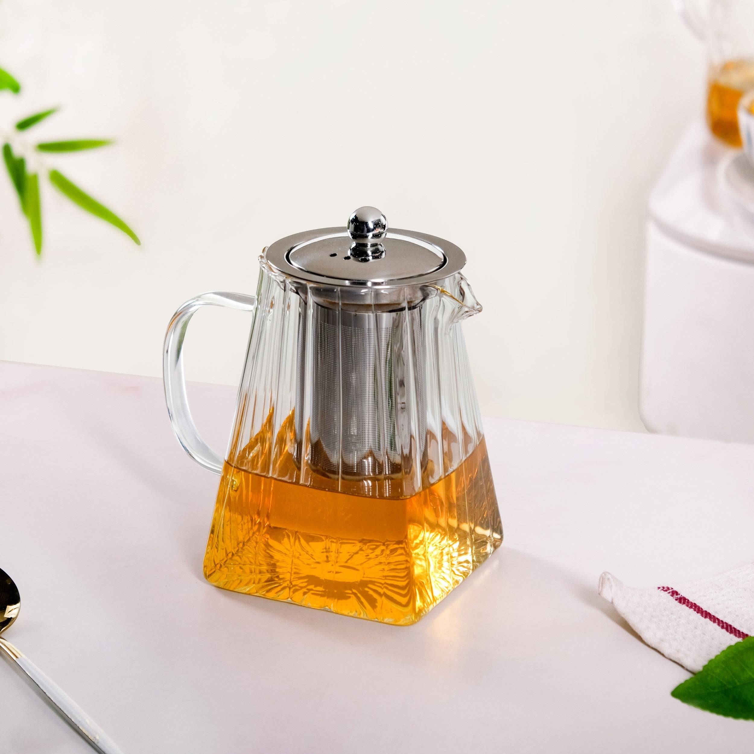 Chic Flame Safe Glass Teapot With Strainer 900ml buy only at ₹975