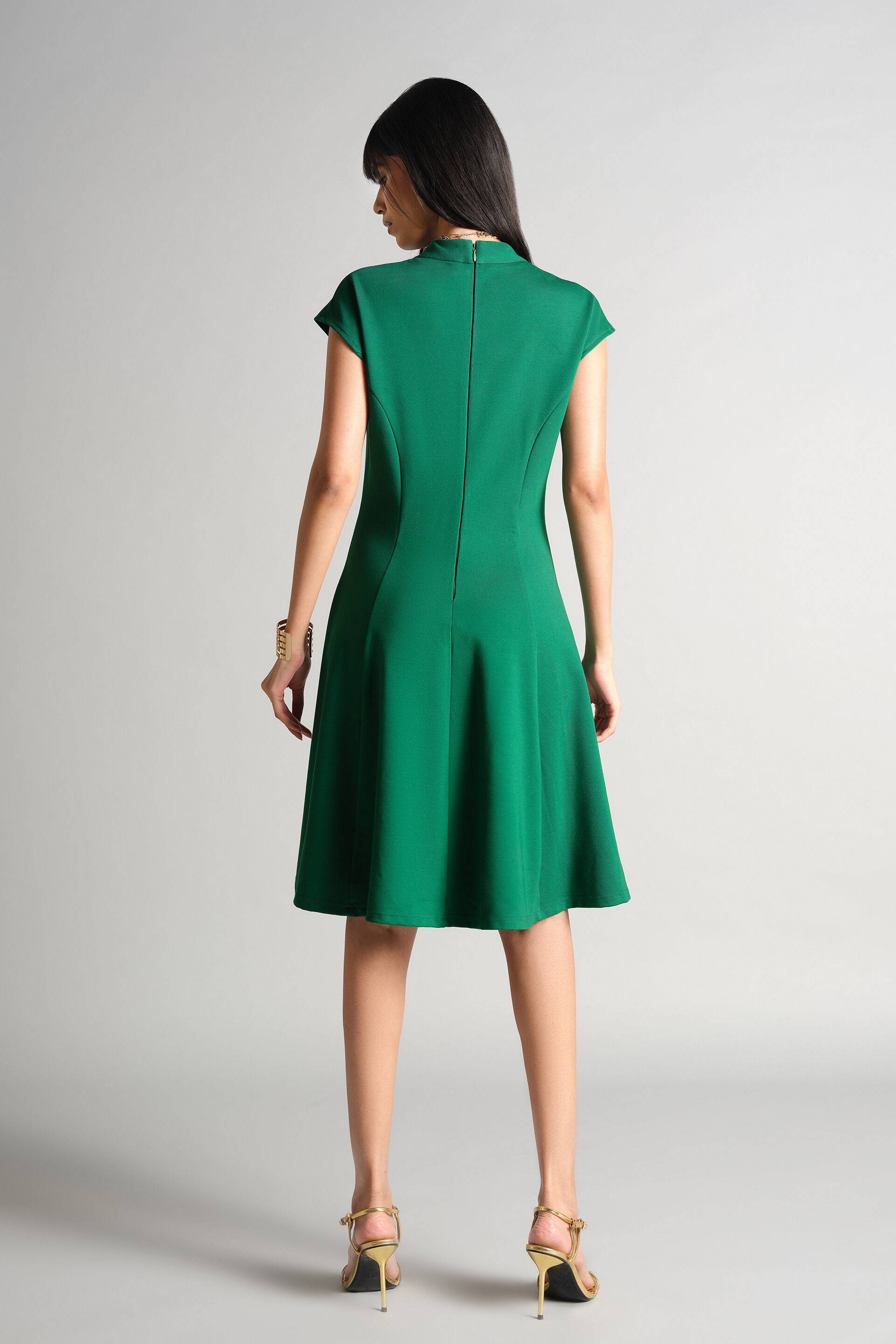 Alber Dress Buy at ₹3690