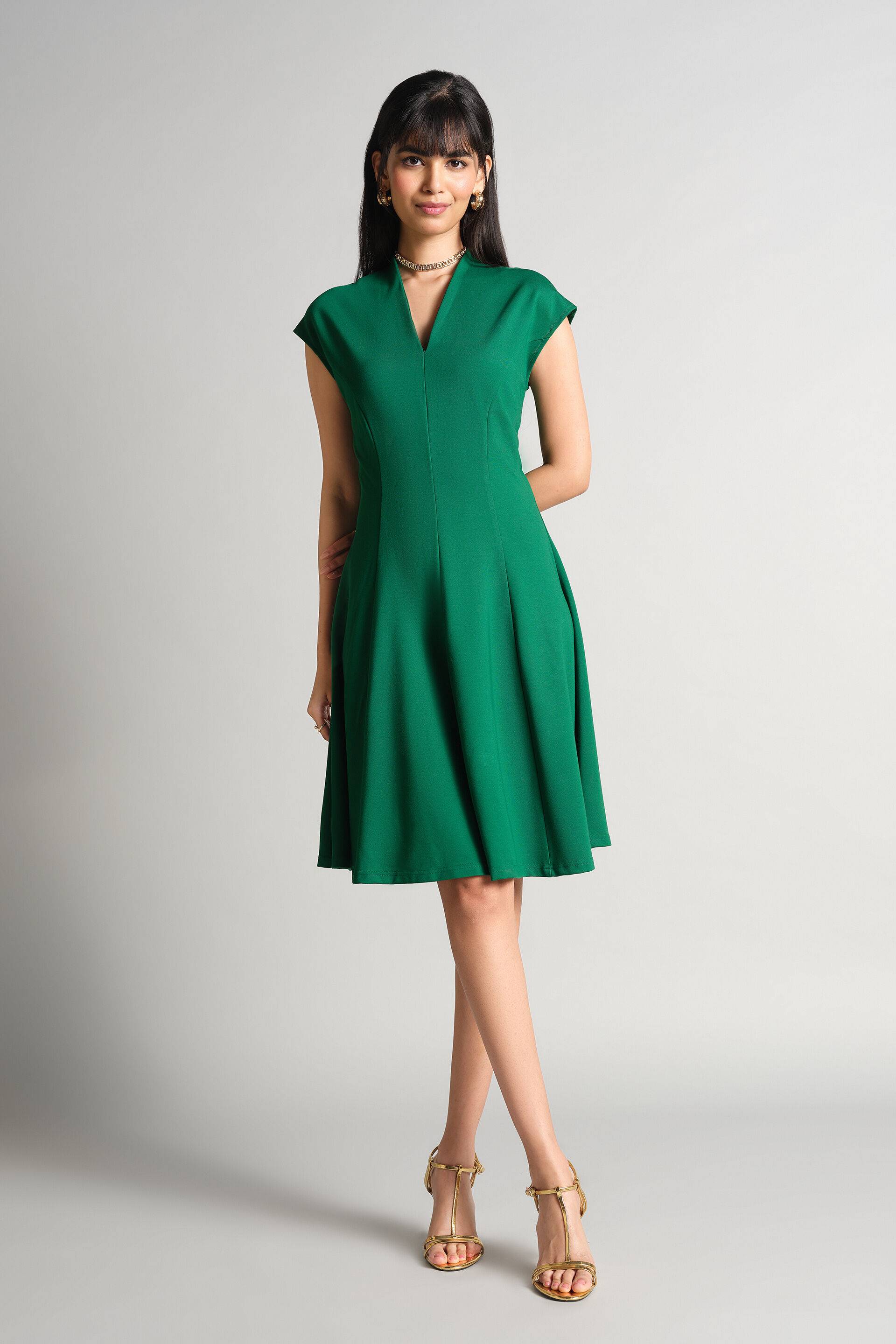 Alber Dress Buy at ₹3690