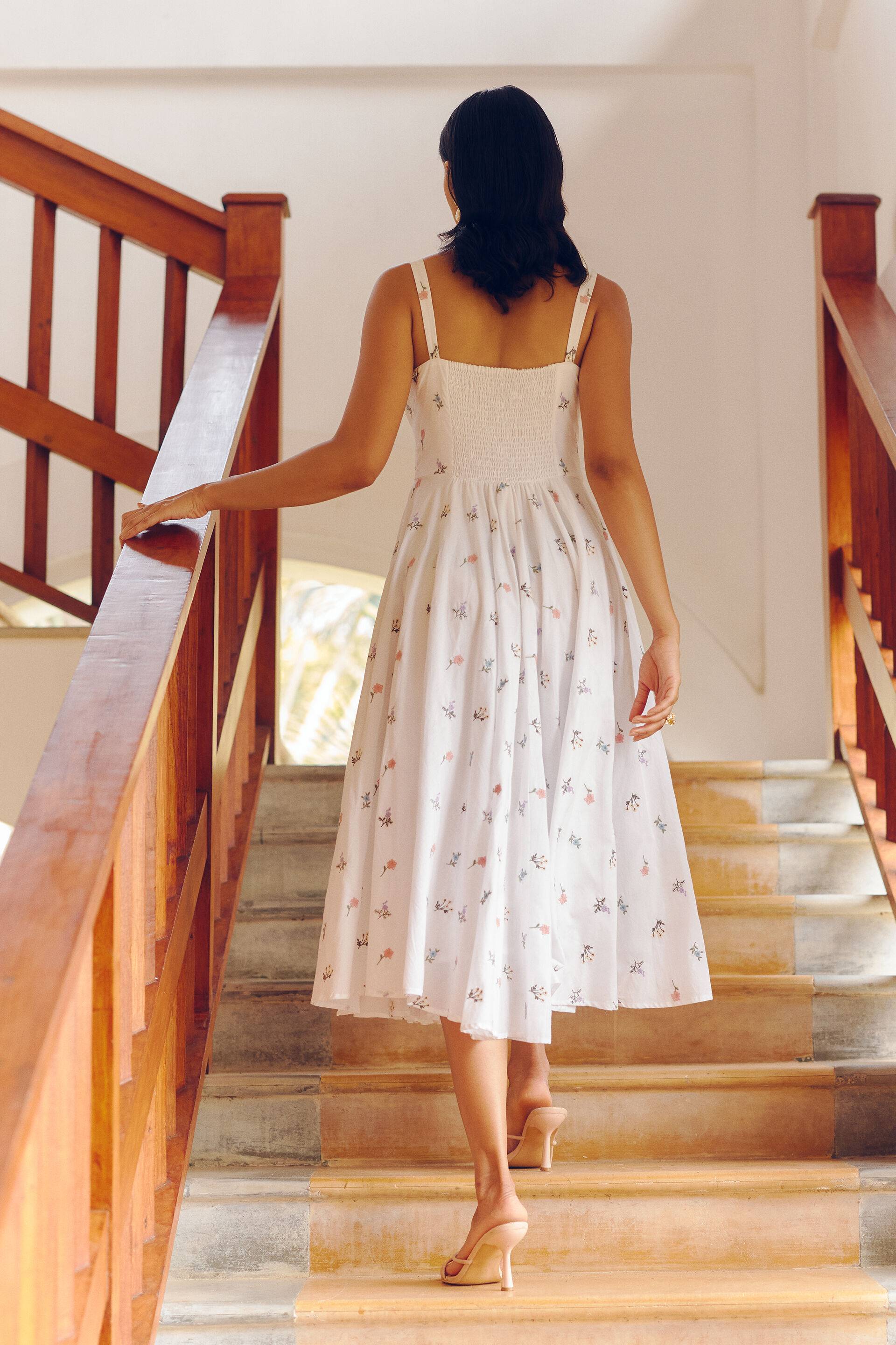 Alda Dress Buy at ₹8990