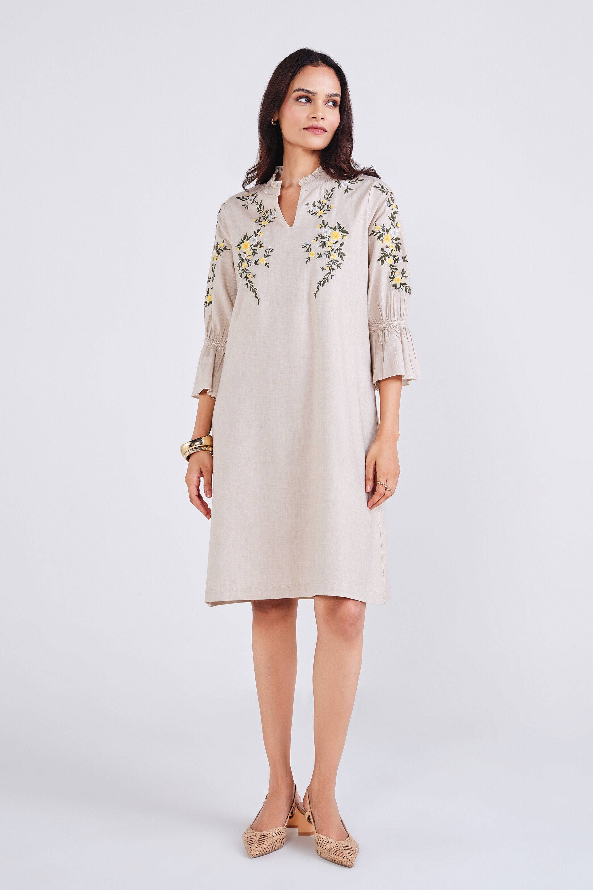 Corva Dress Buy at ₹3990