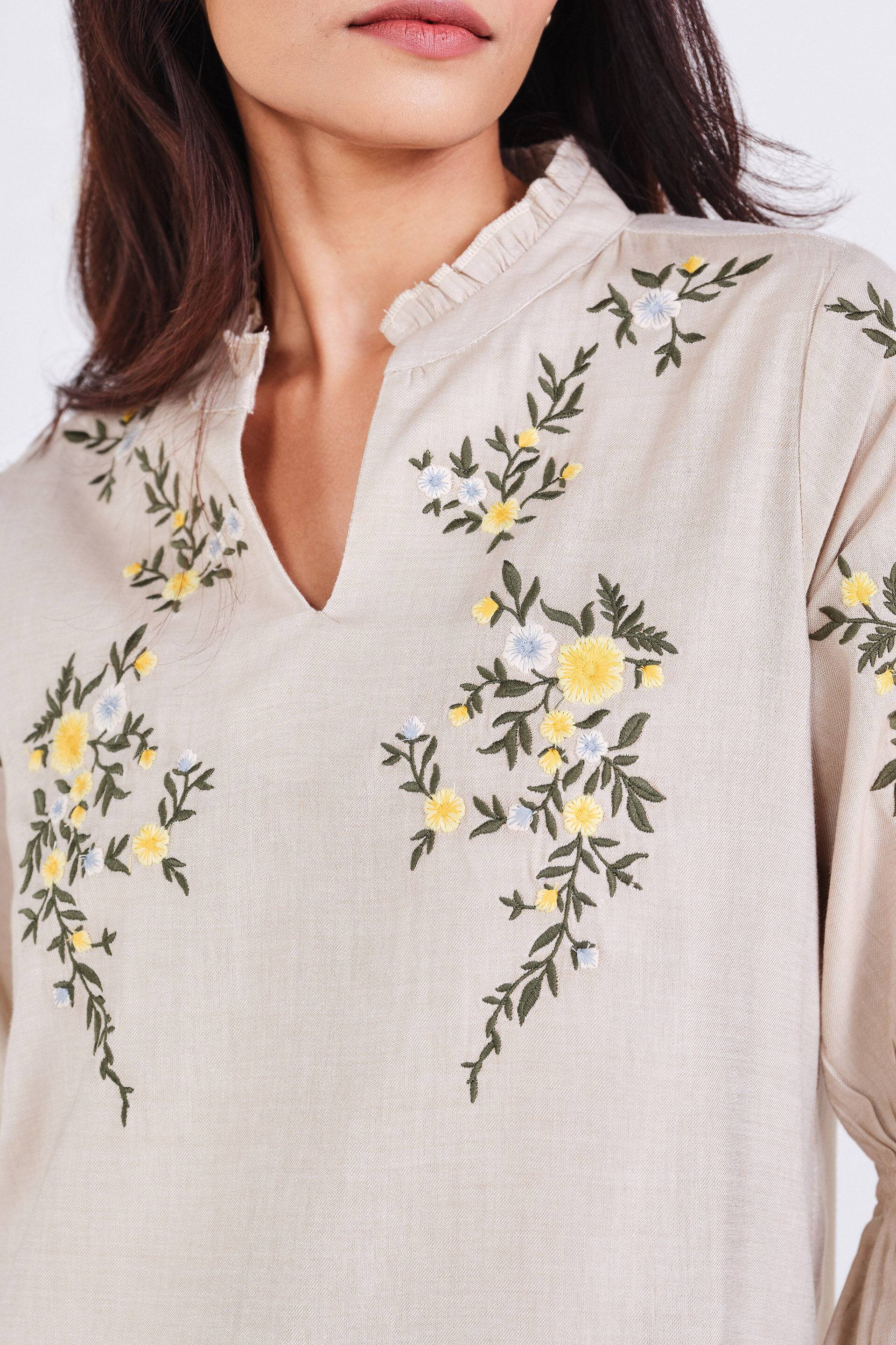 Corva Dress Buy at ₹3990