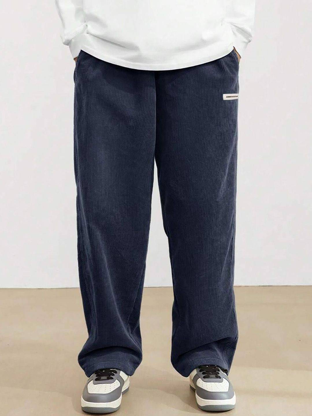 Kotty Men Relaxed Loose Fit High-Rise Corduroy Trousers