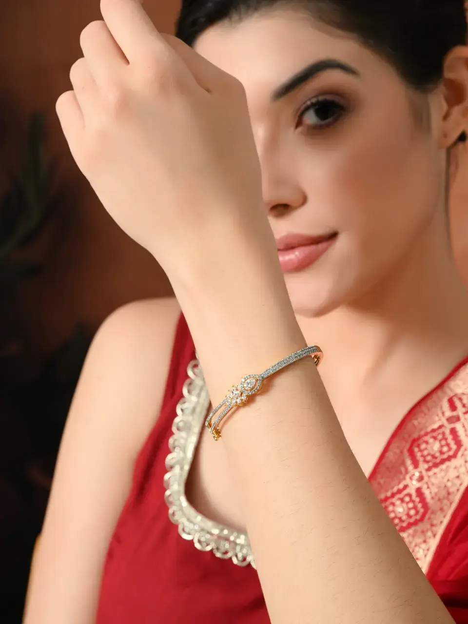 Sayda Jewels Elegant Sparkling Daisy Charm Bracelet Buy at ₹850