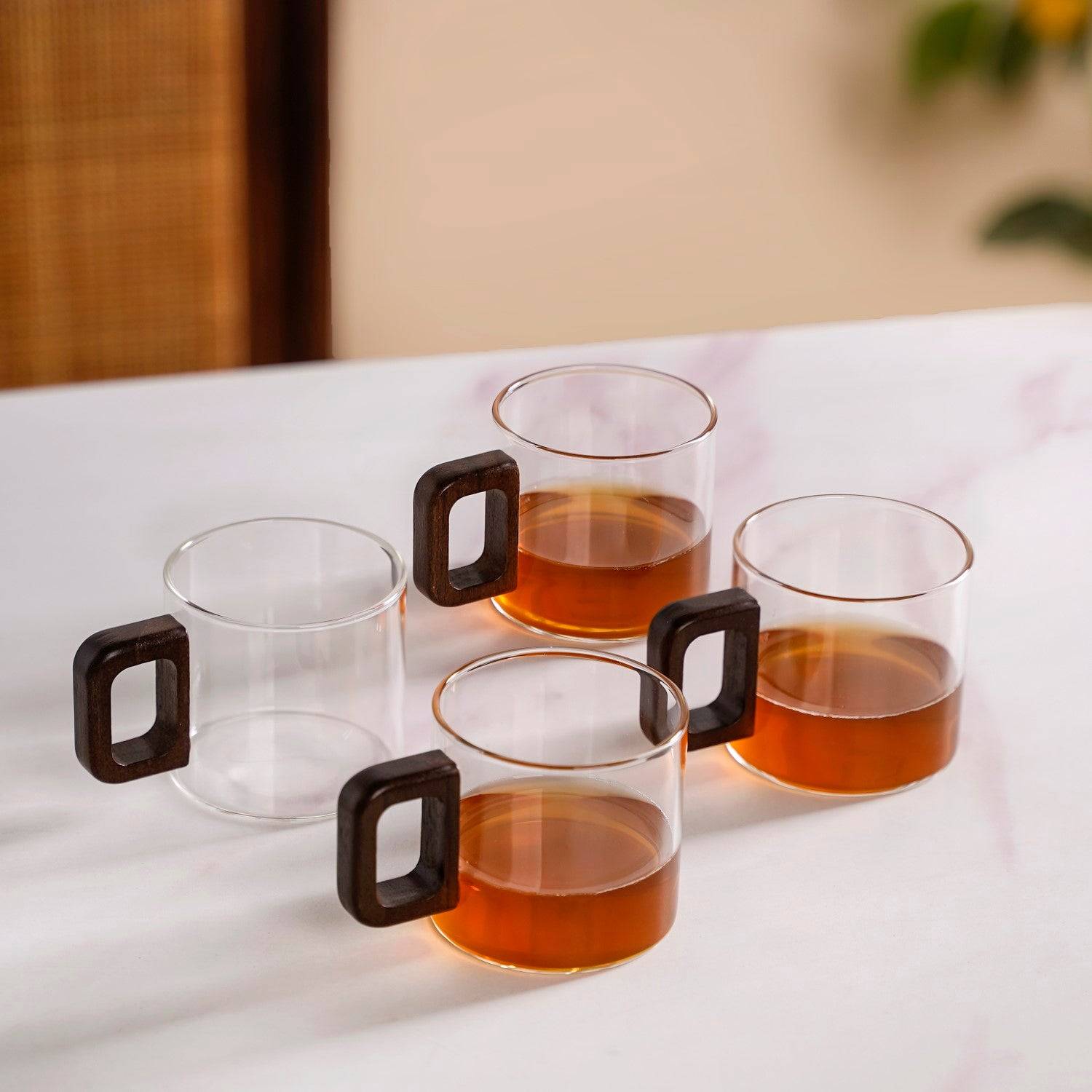 Set Of 4 Glass Tea Coffee Cups With Wooden Handle 200ml