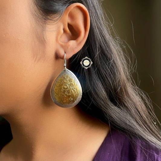 Noor Lightweight Hand Engraved Earring Dual Tone