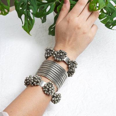 Teejh Maghi Stacked Bracelet Set