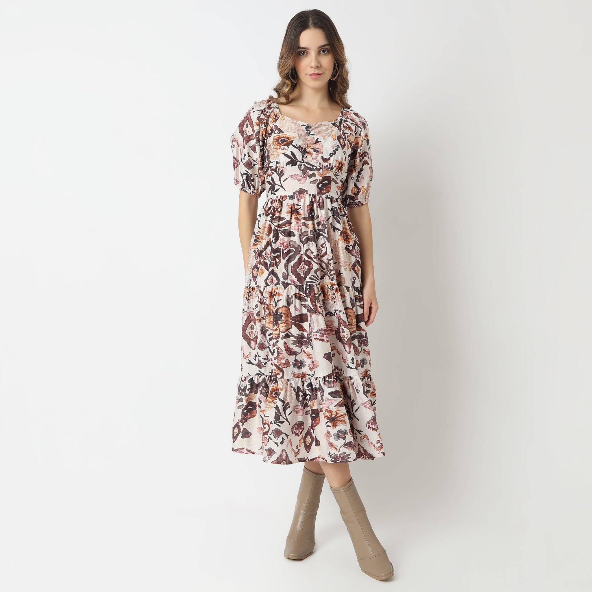 Printed Short Sleeve Sweatheart Neck Dress