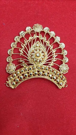 BEAUTIFUL HANDMADE FLOWER PATTERN MUKUT 3.5 INCHES LONG DIAMETER MUKUT Buy @ ₹699