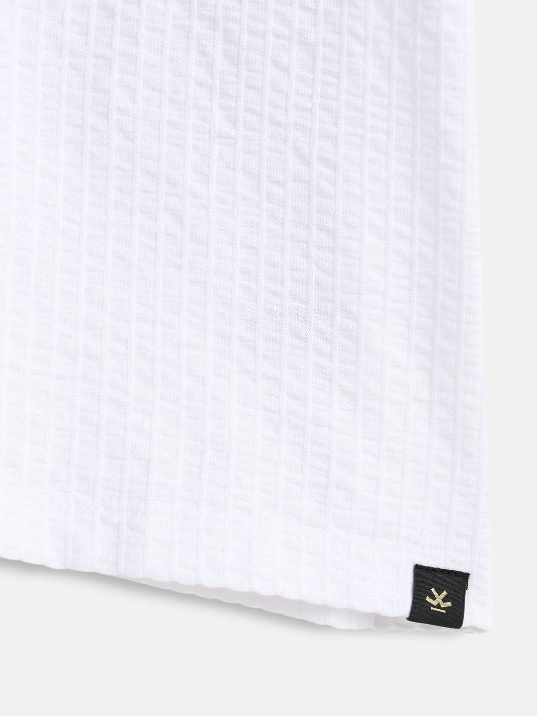 Resort Collar Textured Seersucker Fabric Polo T-Shirt  | Off White