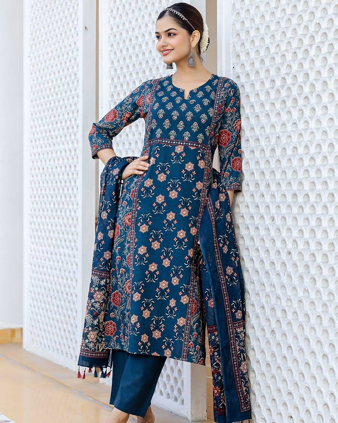 Cambric Cotton Kurti Pant Dupatta Set for Women – Daily & Office Wear Ethnic Set