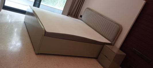 Tracy Bed with upholstered back In Deco Finish