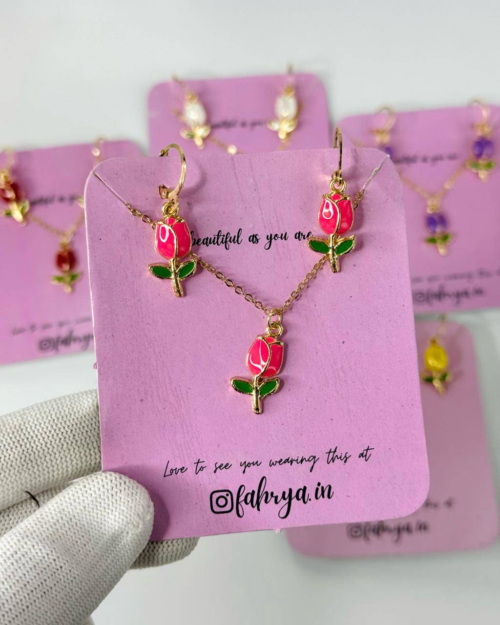 Flower Pendant Set buy only at ₹199