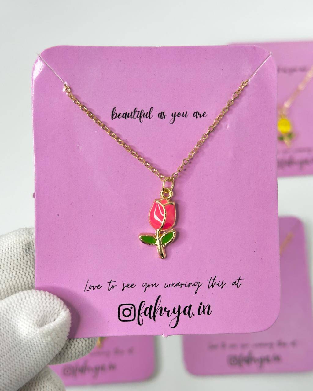Flower Pendant Necklace buy only at ₹99