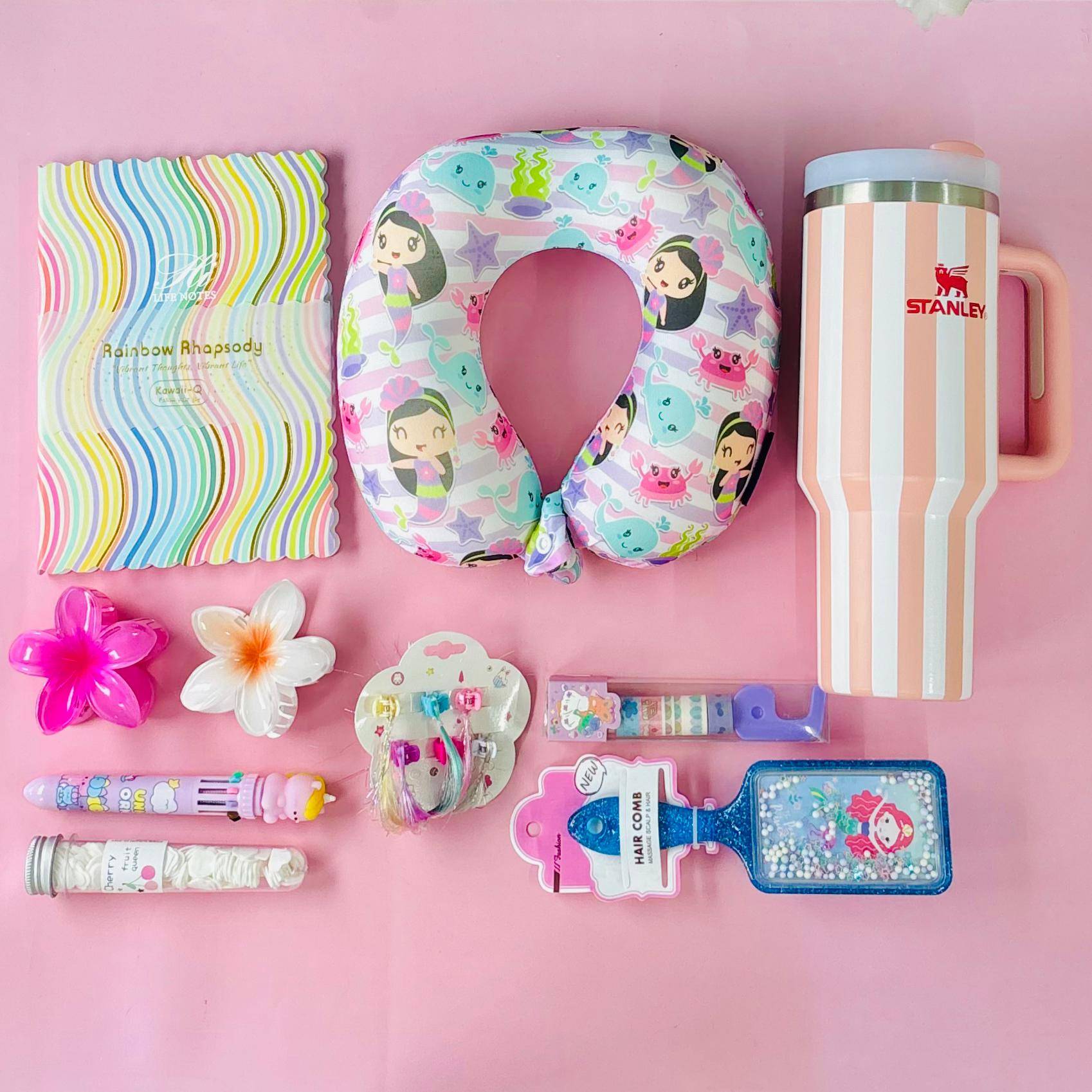 Cuteness overload hamper box Buy @ ₹3299