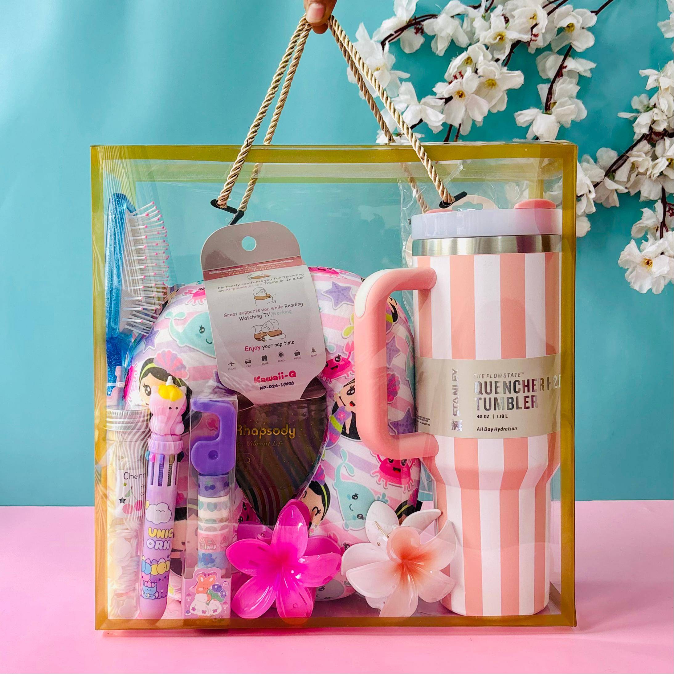 Cuteness overload hamper box Buy @ ₹3299