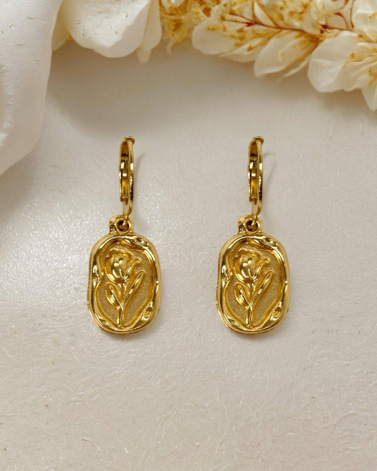 Rose Earrings buy only at ₹125