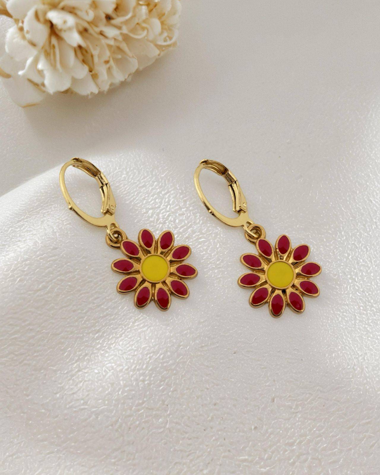 Flower Earrings buy only at ₹118