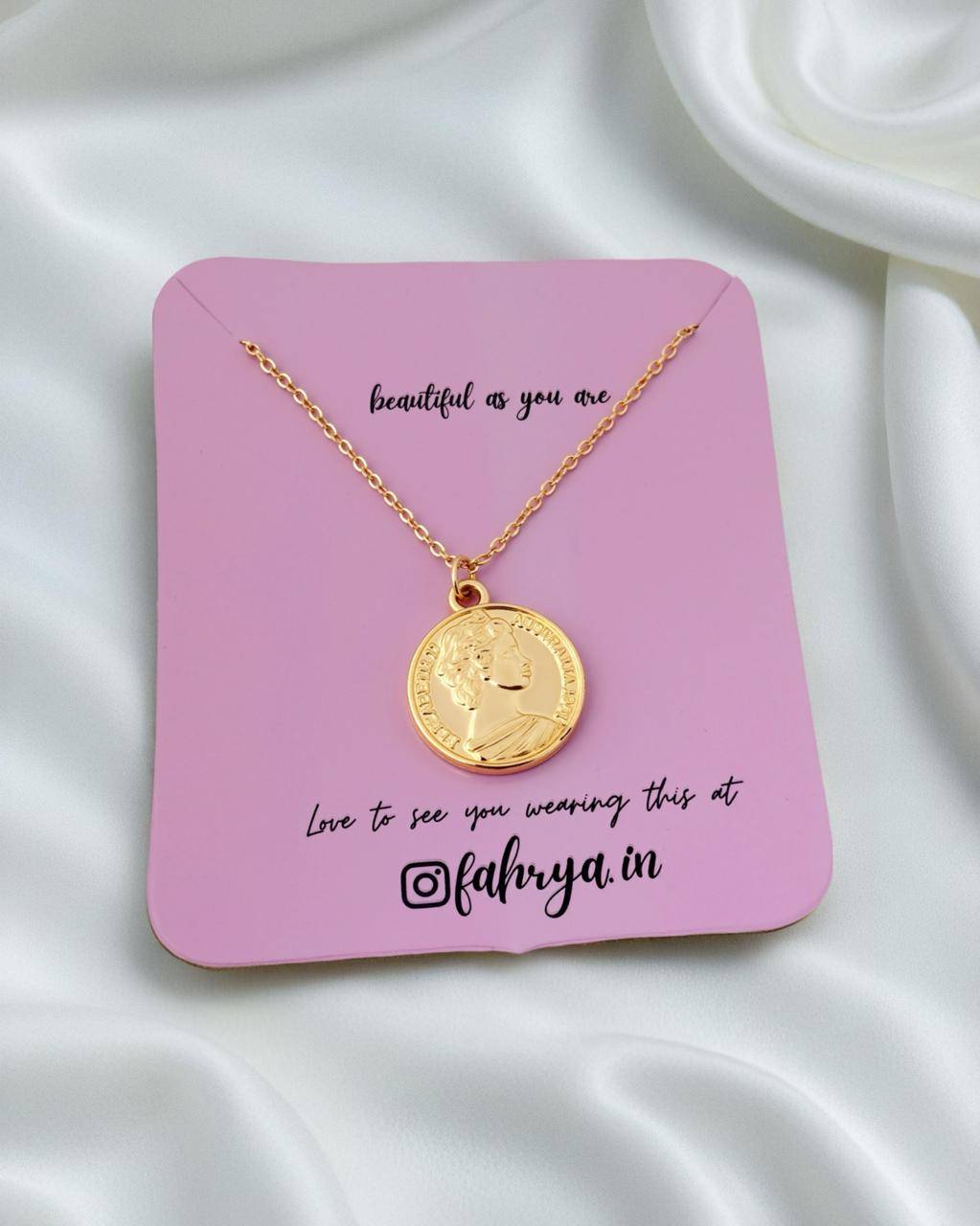 Queen Necklace buy only at ₹99