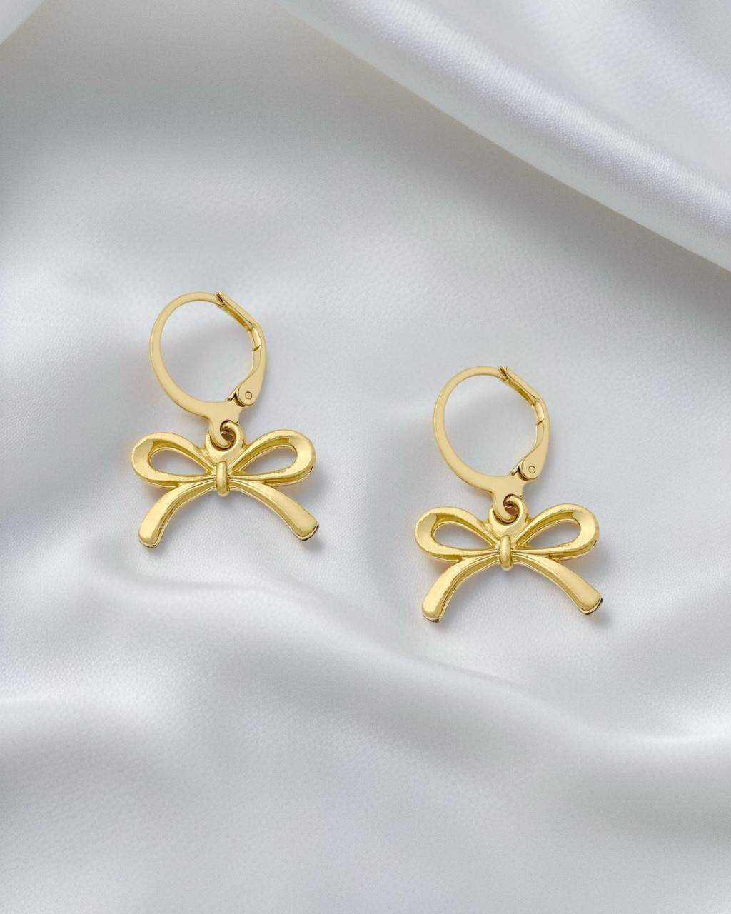 Bow Earrings buy only at ₹99