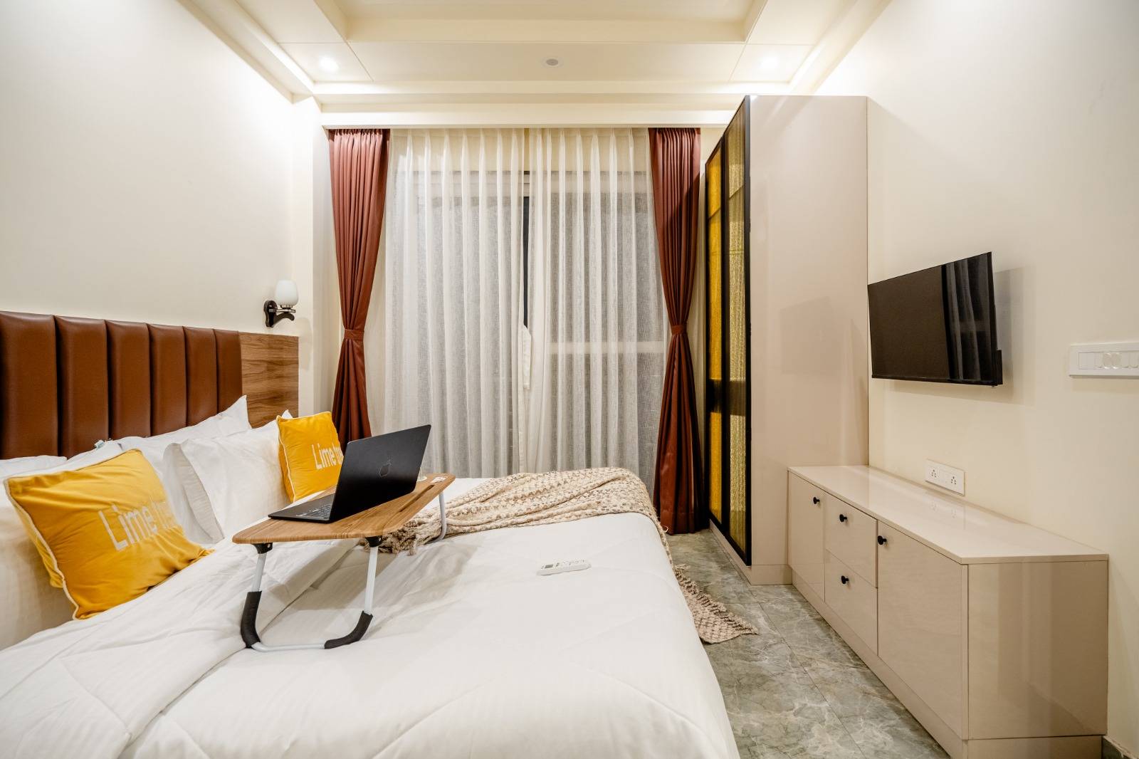 Senior-Friendly 1BHK Serviced Apartment Near Artemis Hospital Gurgaon for Elderly Guests & Caretakers