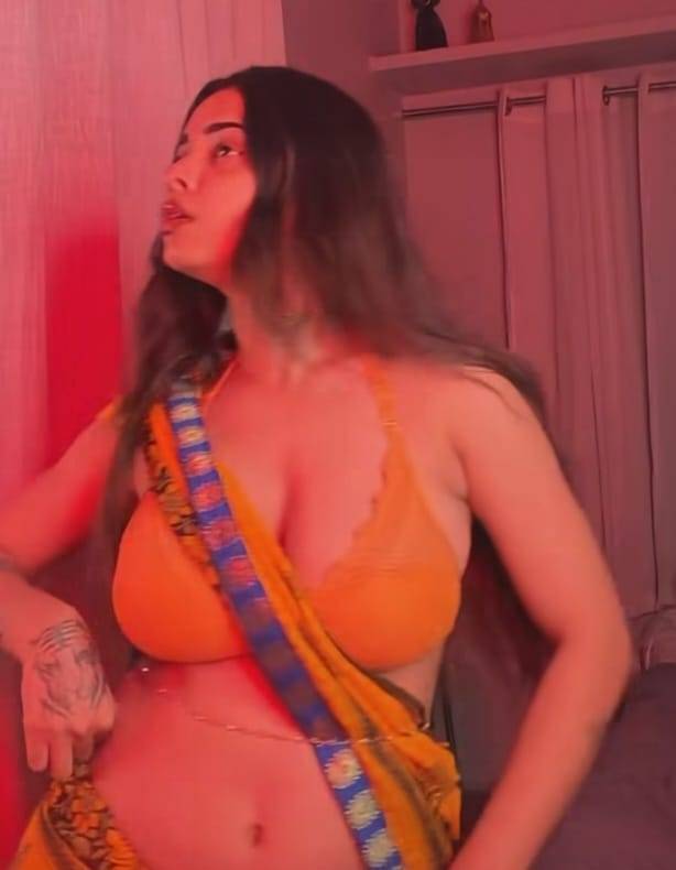 Calangute Goa Escorts Housewife Category +917206600611 Independent High Profile Call Girls Russian Near SinQ Nightclub Hotel Delivery VIP 24/7 Cash Goa Romantic Dinner Dates