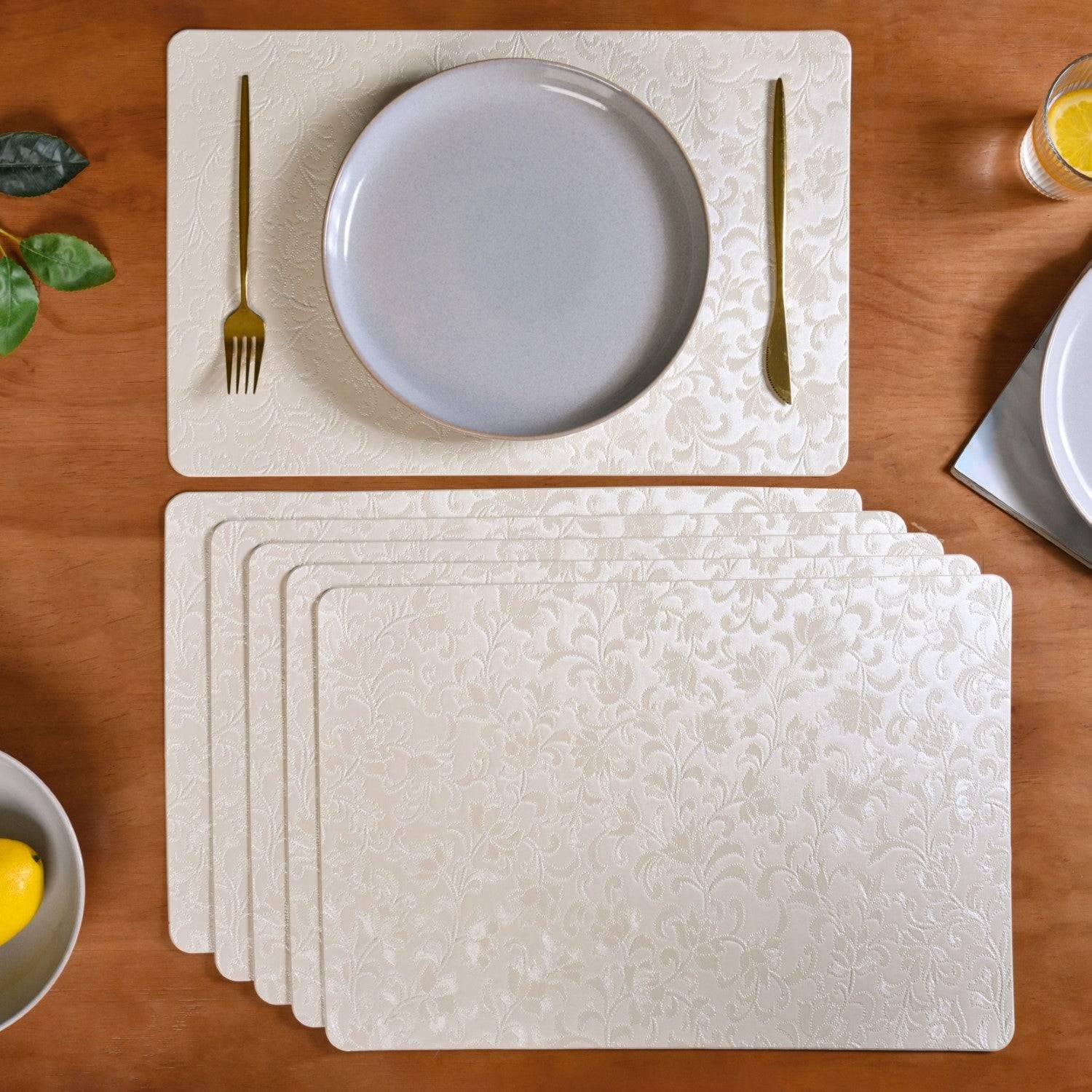 White Flower Placemat Set Of 6 buy only at ₹1190