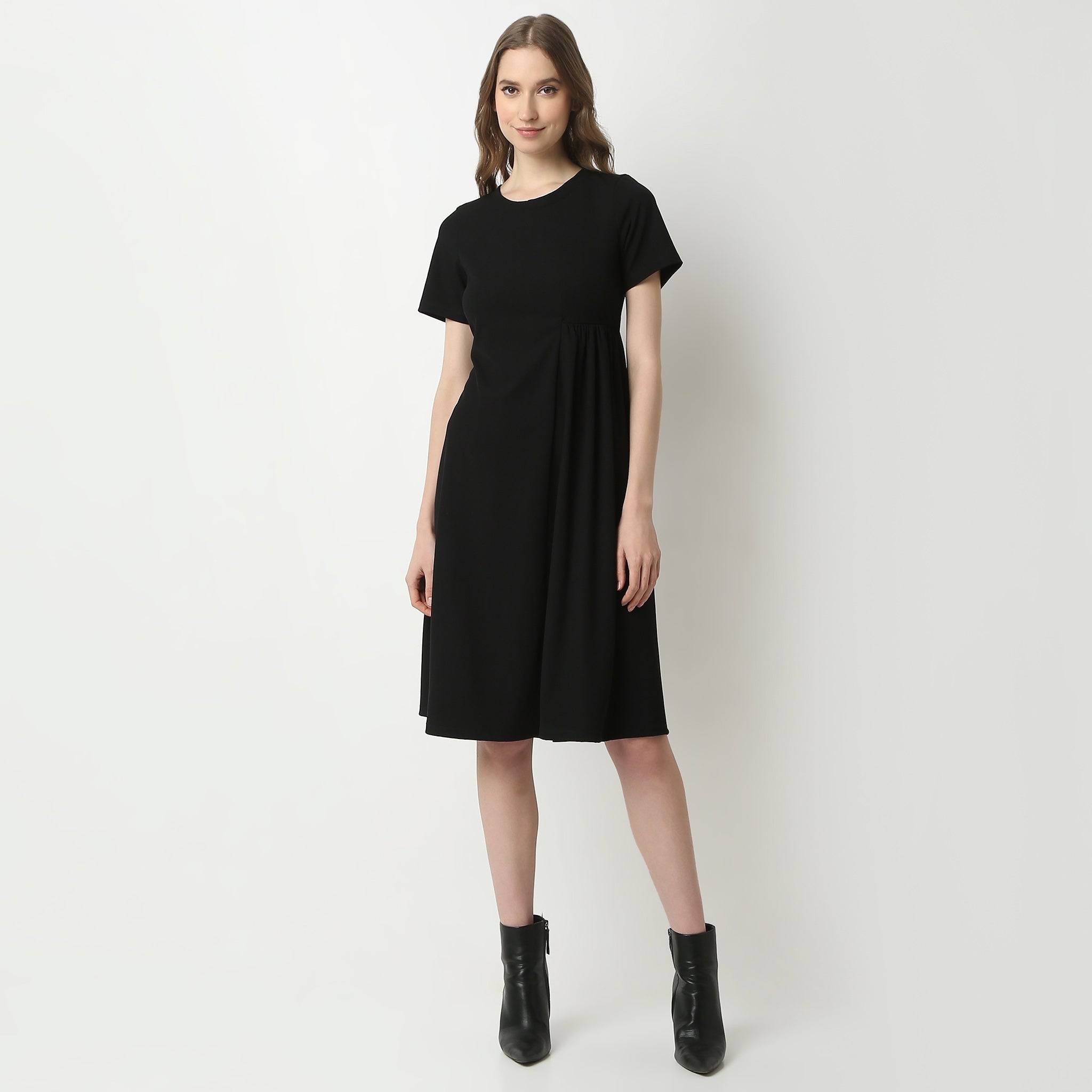 Flare Fit Short Sleeve Knee Length Betty Dress