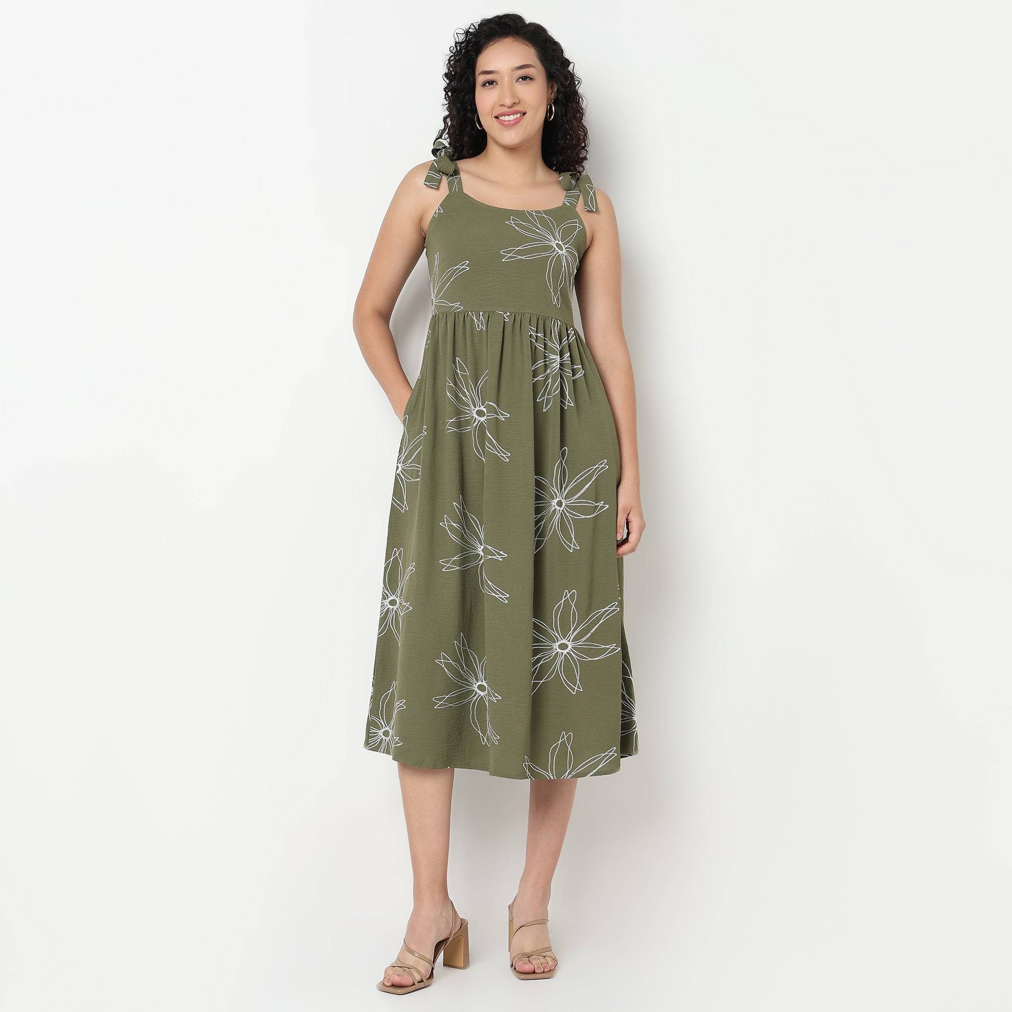 Floral Embroidered Flare Fit Midi Dress