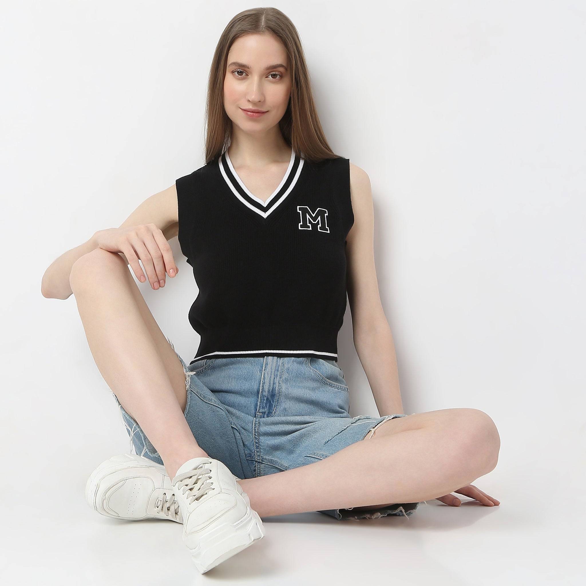 V-Neck Short Sleeve Crop Flat Knits T-Shirt