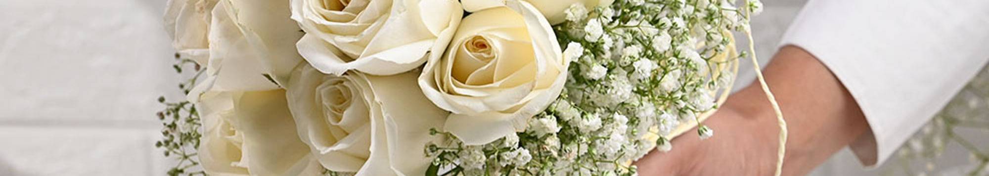 A Forever Promise In White Roses