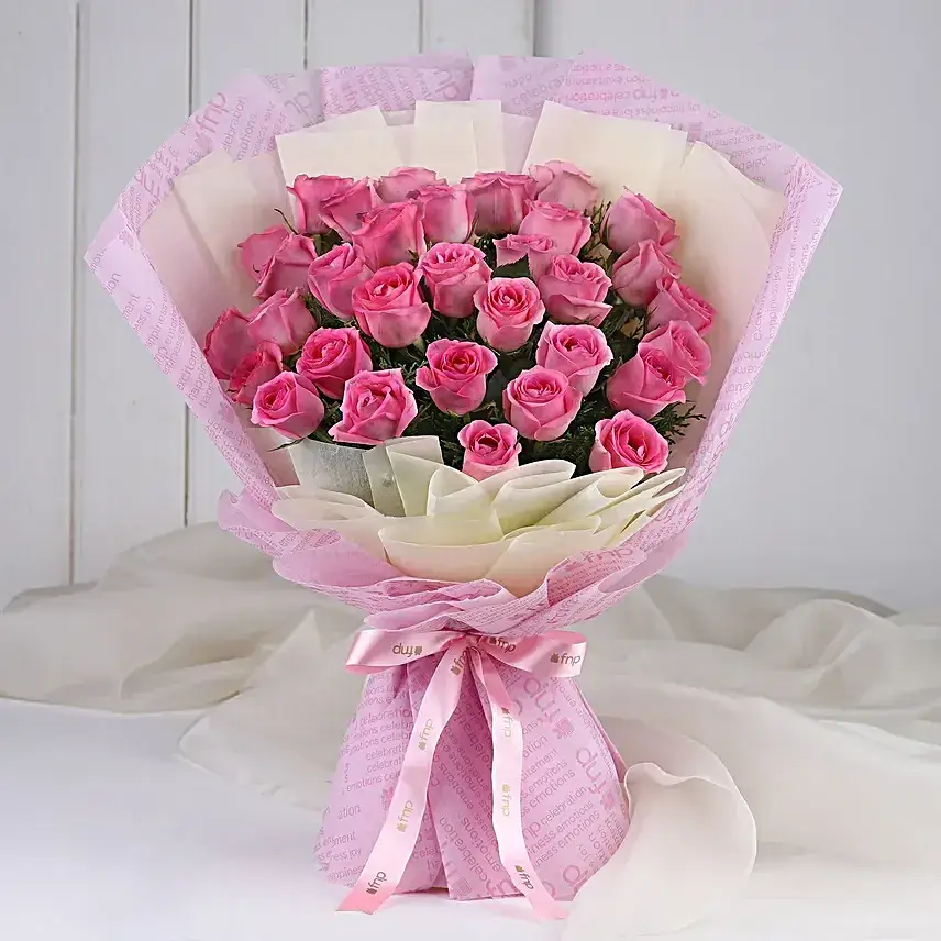 Adorable Aura Roses Bouquet