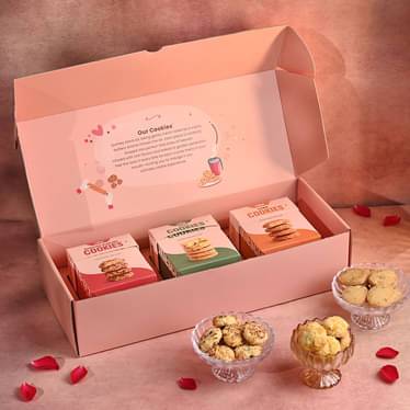 Almond Pista Corn Cookies Hamper