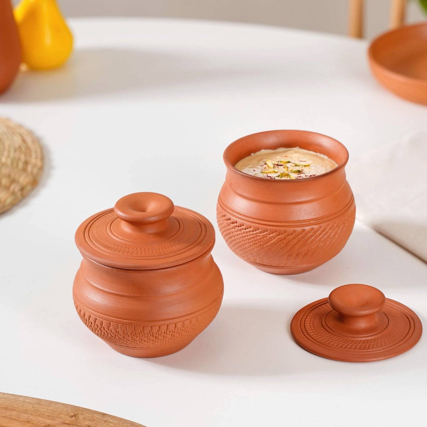 Earthen Clay Pot With Lid Set Of 2 650ml buy only at ₹1350