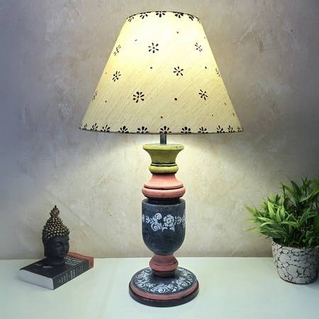 Multicolor Stone Finish Handpainted And Hancarved Distress Wooden Table Lamp