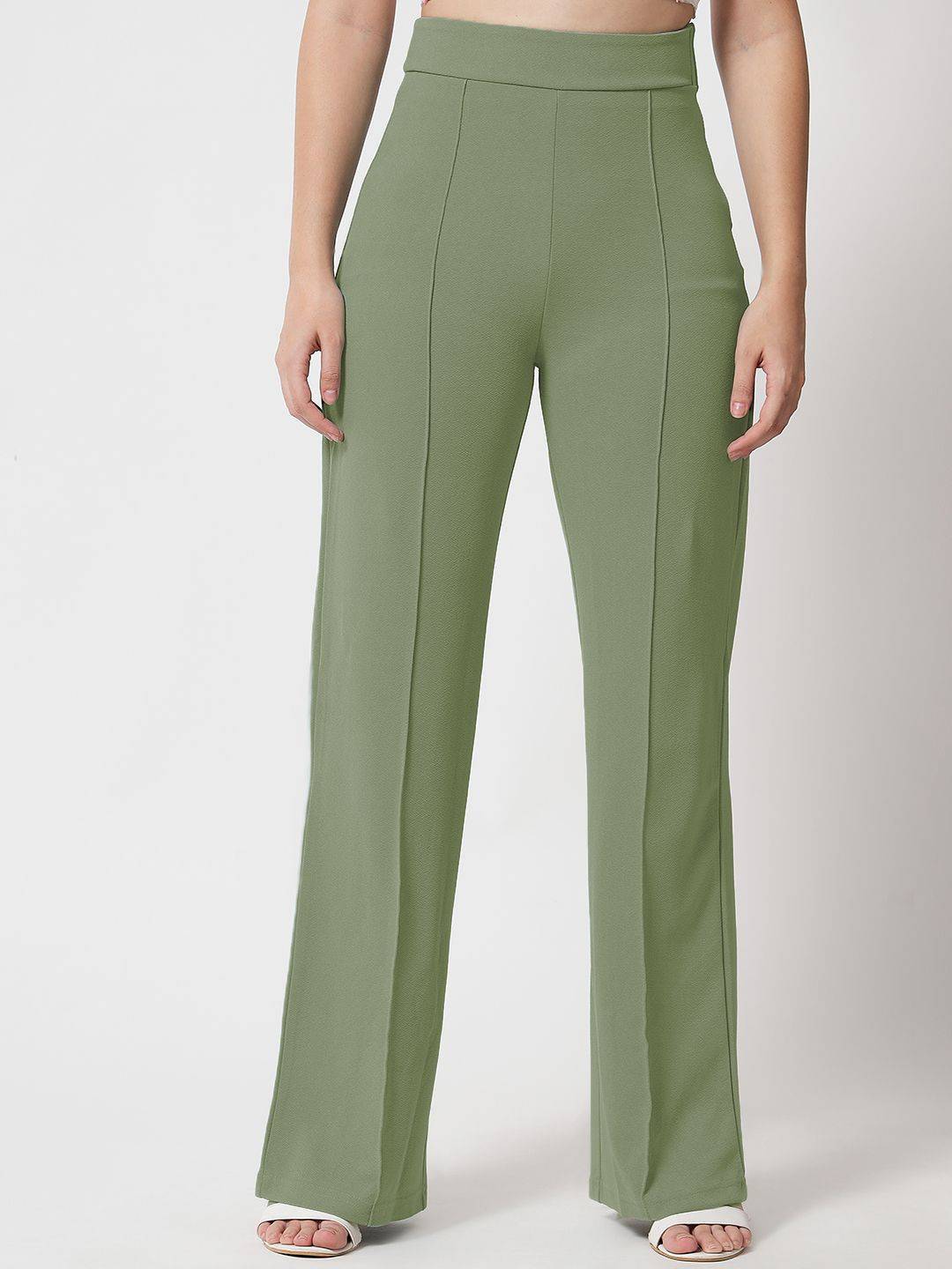 Kotty Women Relaxed Straight Fit High-Rise Pleated Trouser