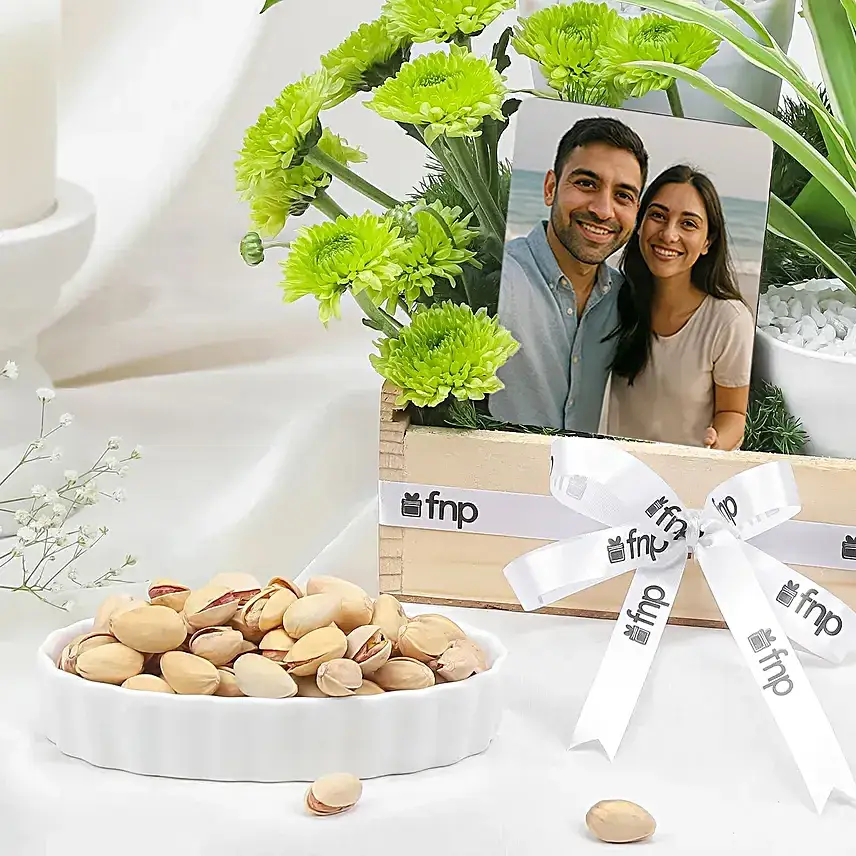 Blooming Plants Tray with Nuts N Keepsake Gift
