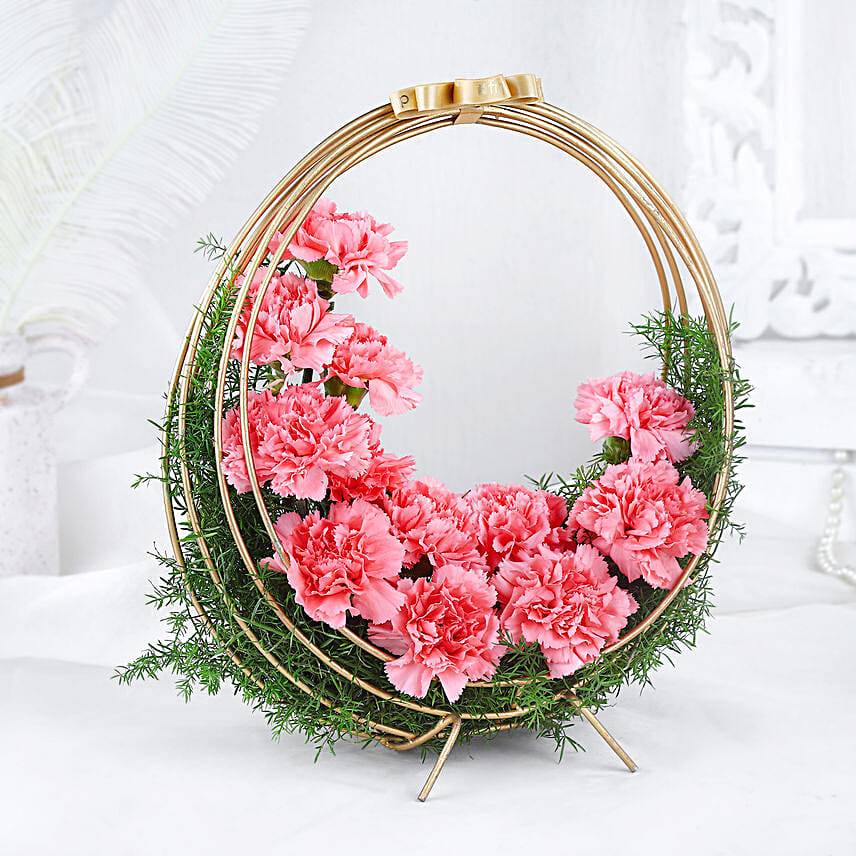 Carnation Cascade in Gold