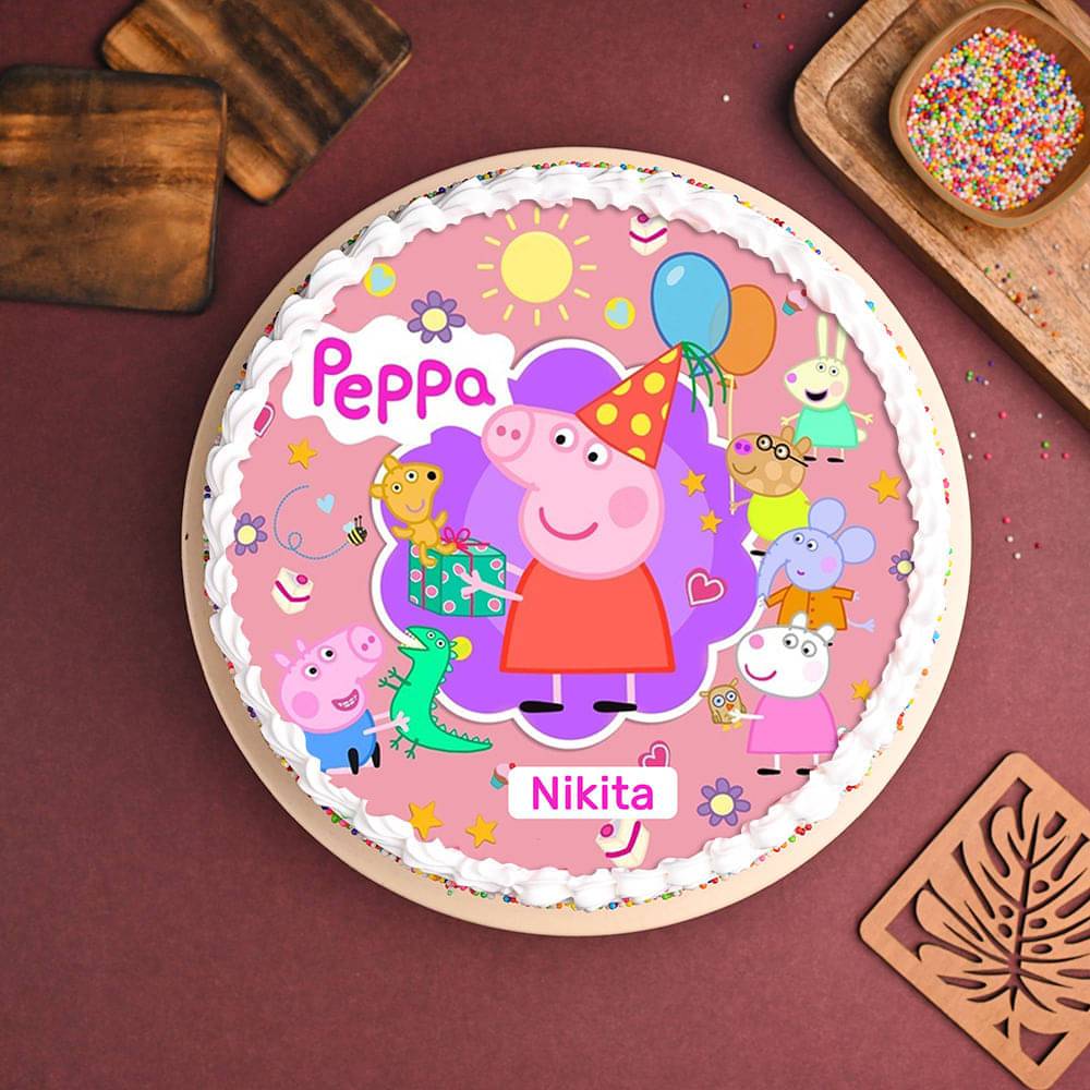 Chic Peppa Pig Cake