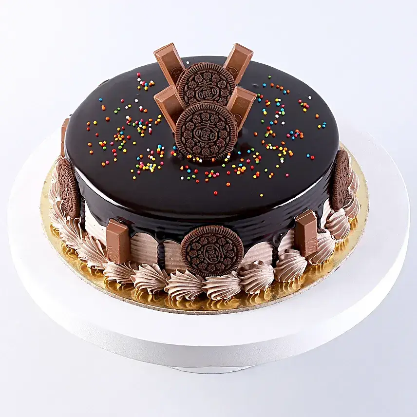 Choco Oreo Bunny Cake- Half Kg