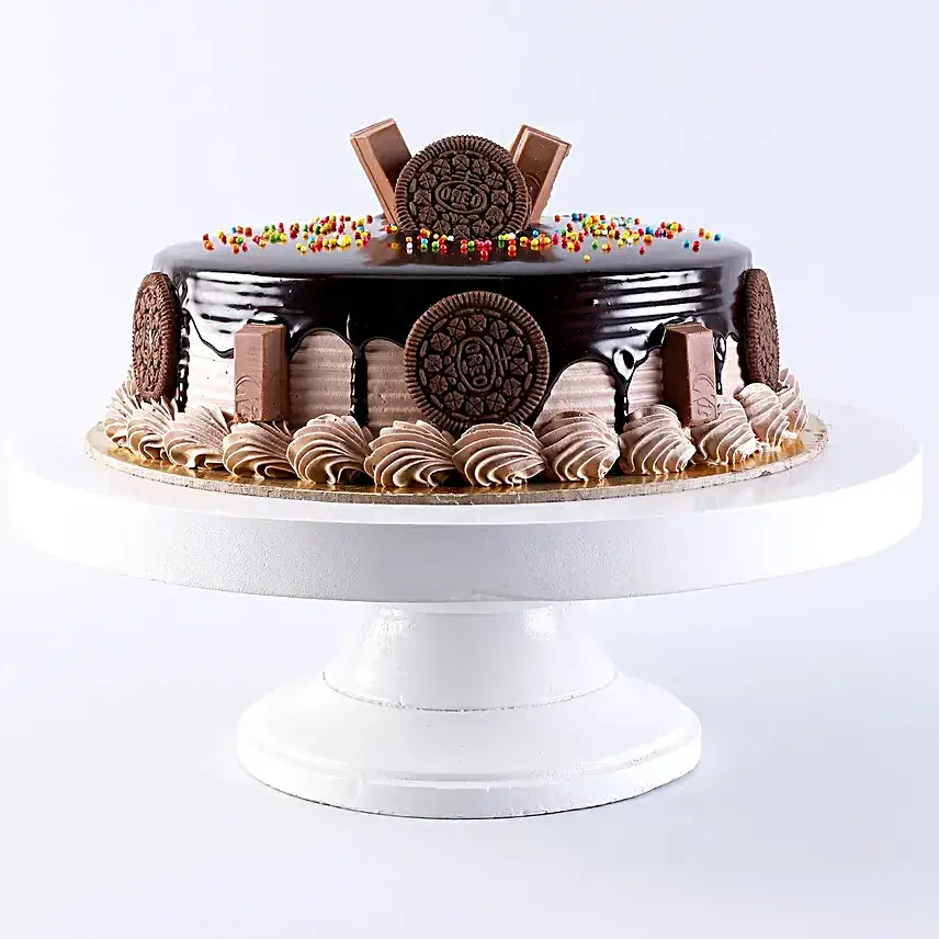 Choco Oreo Bunny Cake- Half Kg